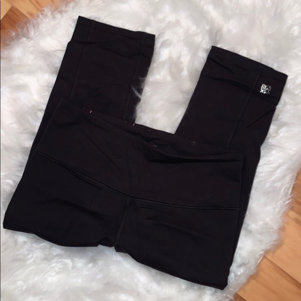 VSX Black Capri Workout Yoga Pants
